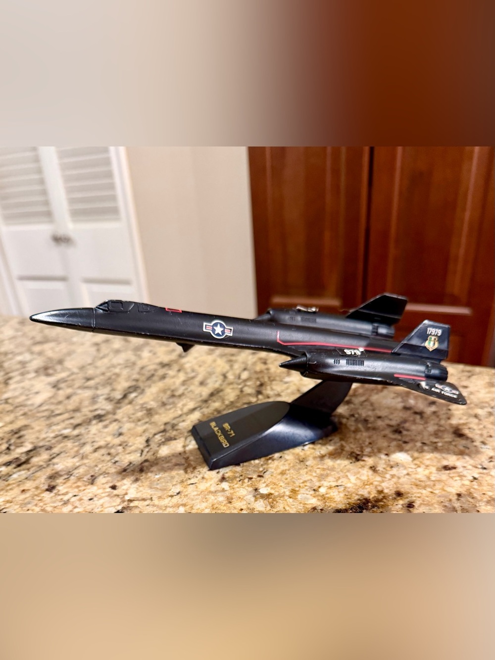 Blackbird Force One Die-Cast 1988 ERTL 10" Reconnaissance Plane USAF SR-71